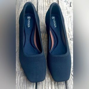 Vivaia Square-Toe Chunky Heels (Melody Pro) size 40(9 US) Black NWOB
